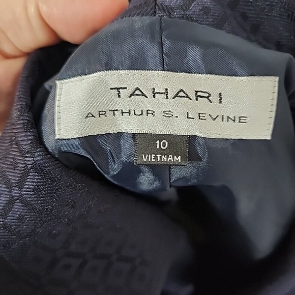 Tahari Arthur S. Levine Blazer Womens Size 10 Blue 3 Button Business Career - Picture 5 of 9